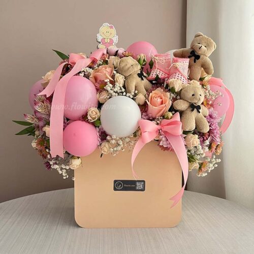 باکس گل و بادکنک نوزاد دختر کد 382